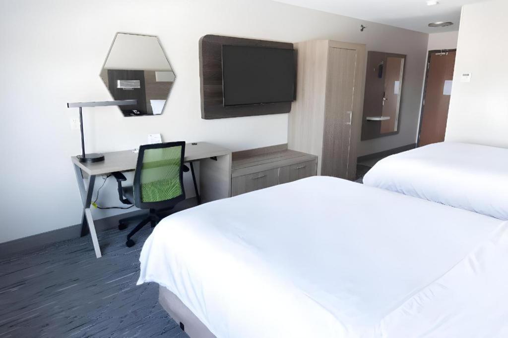 Holiday Inn Express O'Neill By Ihg Dış mekan fotoğraf