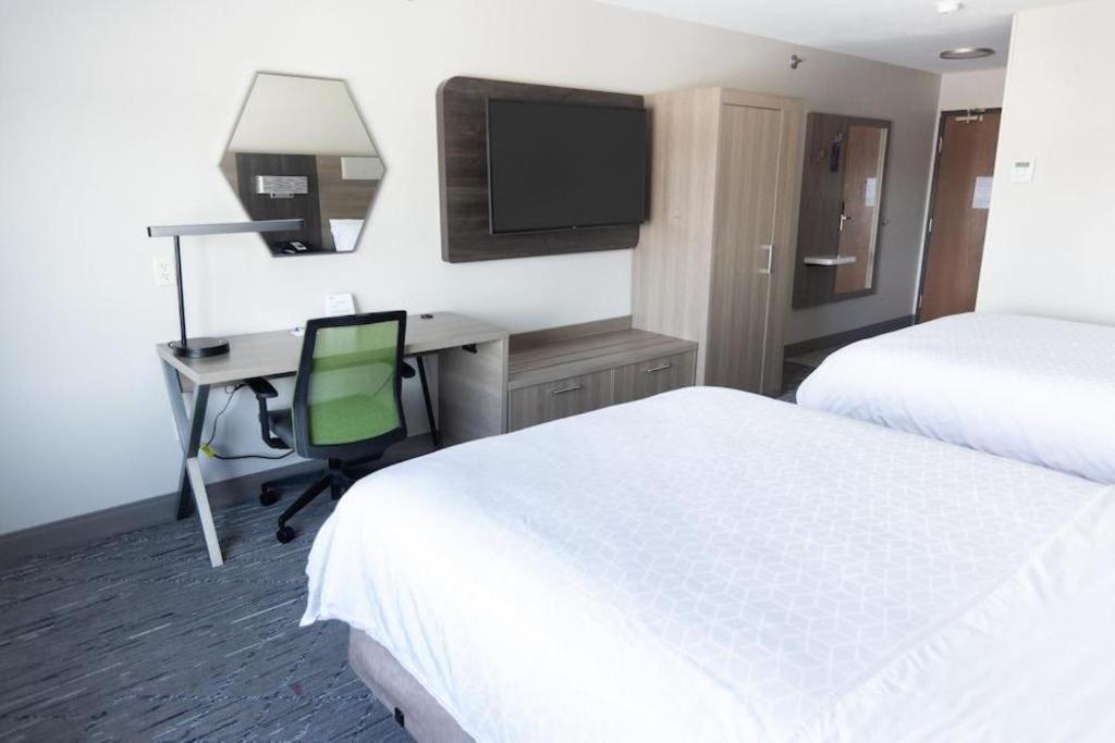 Holiday Inn Express O'Neill By Ihg Dış mekan fotoğraf